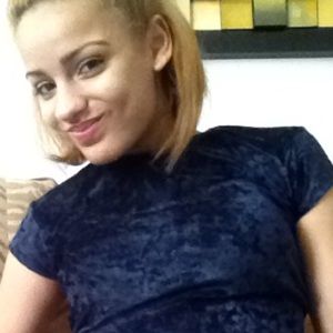 Meet your Posher, Alizee