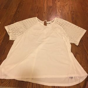 Women's white Old Navy shirt