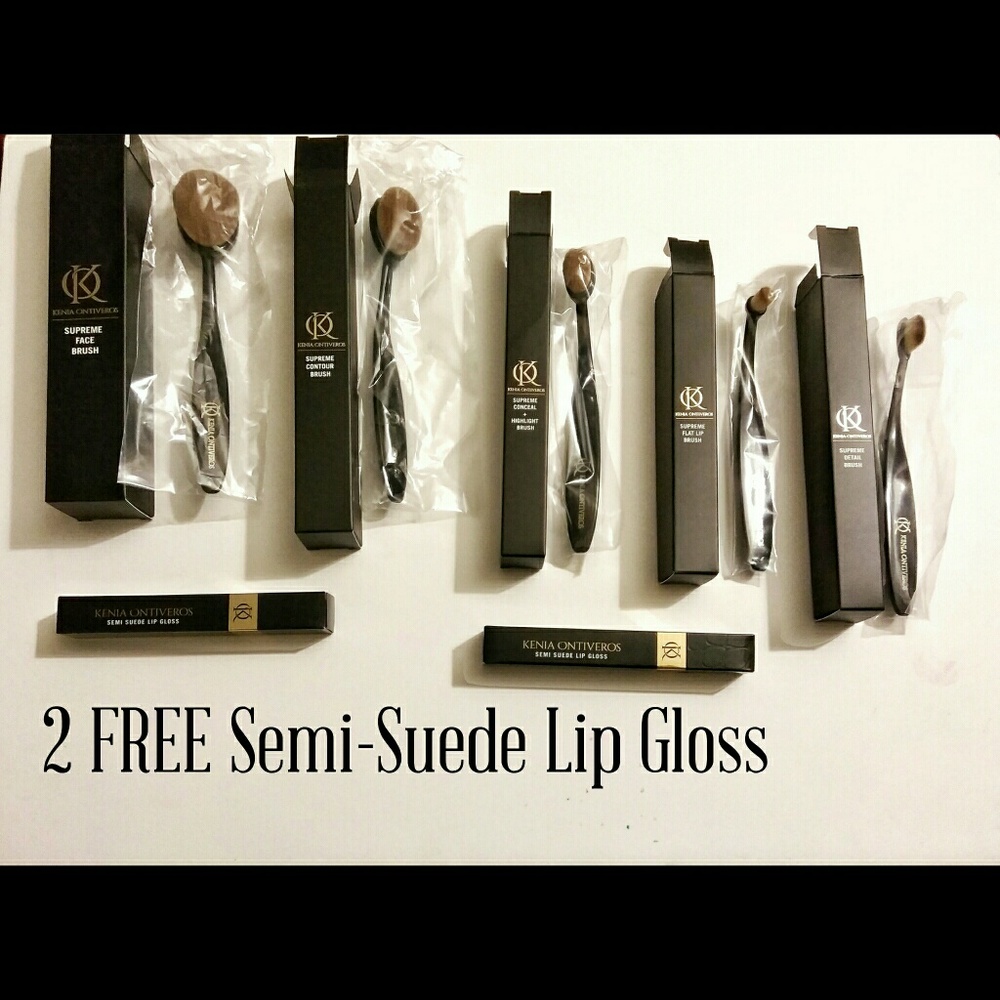 Kenia Ontiveros  HIGH QUALITY Make-up Brushes