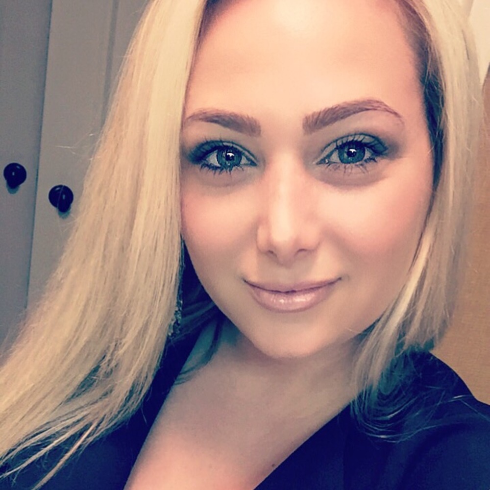 Meet your Posher, Rina