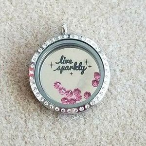 New Origami Owl Limited Edition Locket