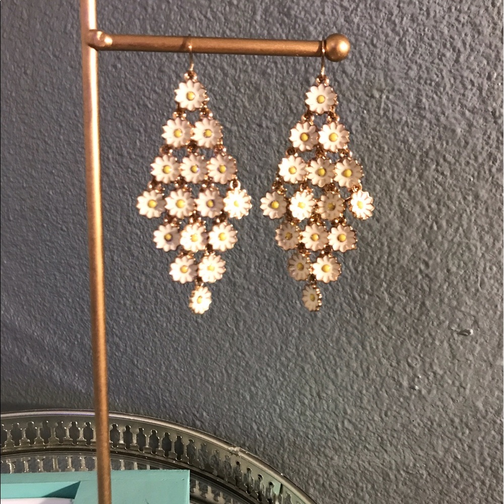Daisy earrings
