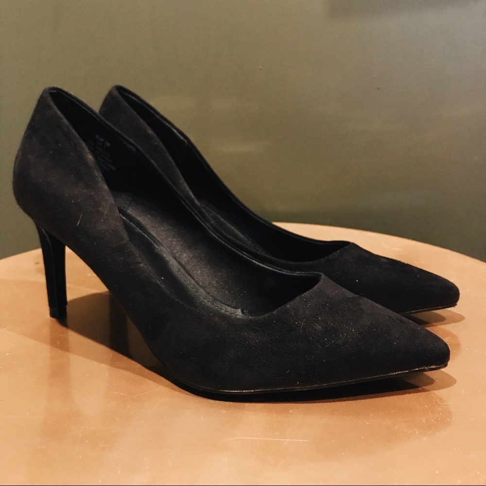 H&M Black Suede Heels NWOT