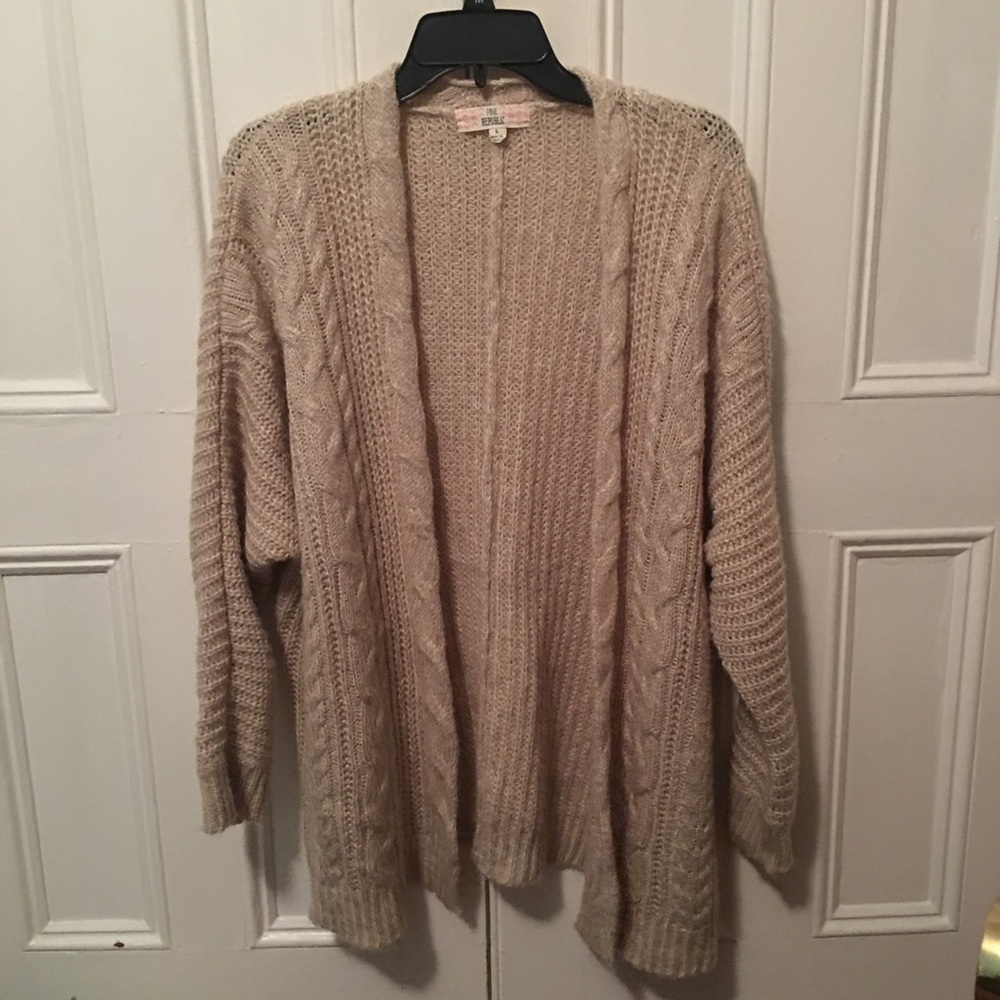 Beige knit cardigan