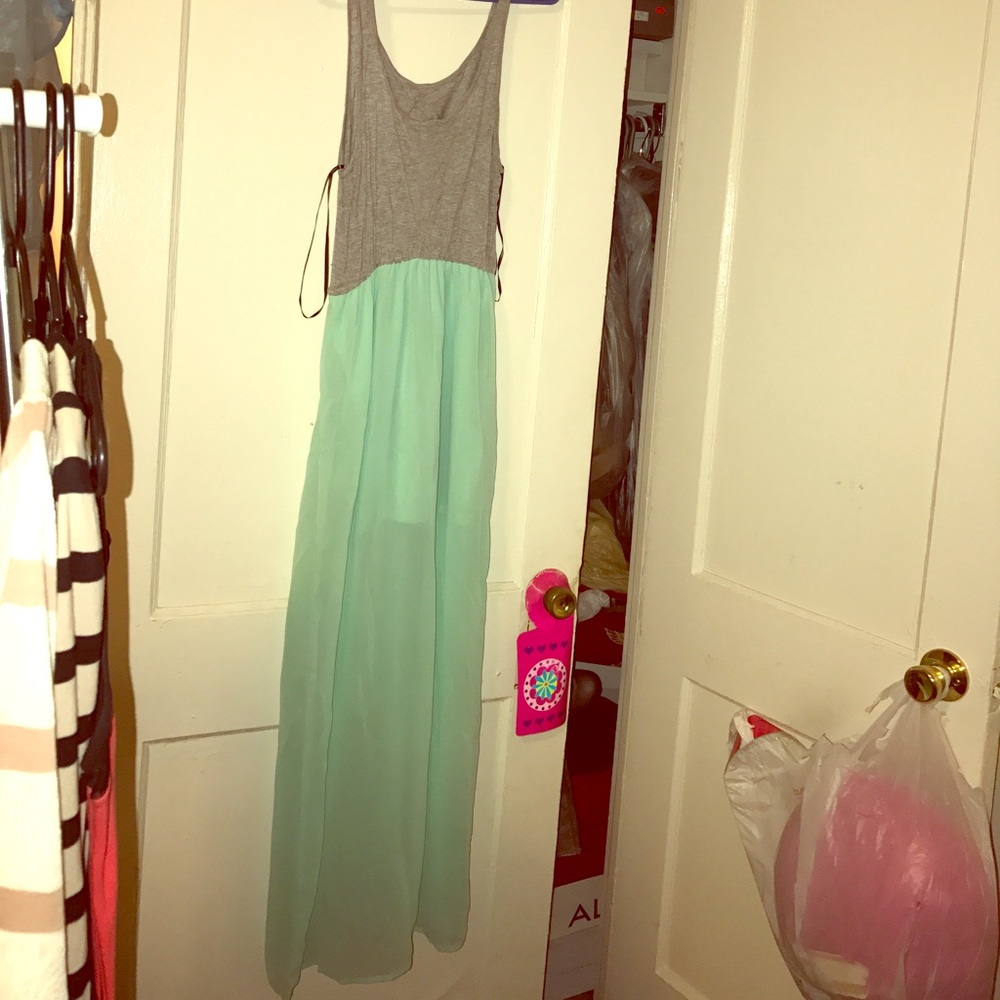 Maxi dress