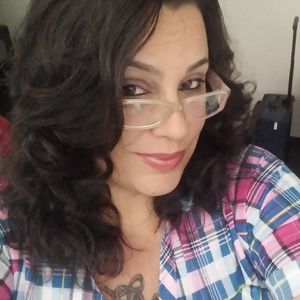 Meet your Posher, Alicia