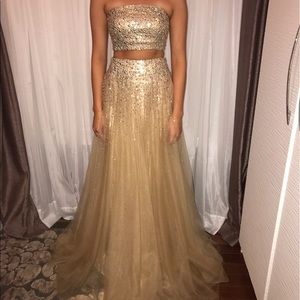 Elegant Bedazzled Prom Dress