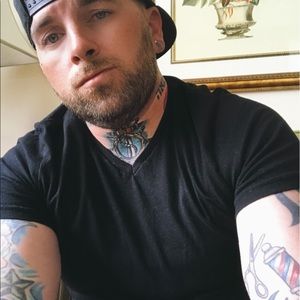 Meet your Posher, Justin