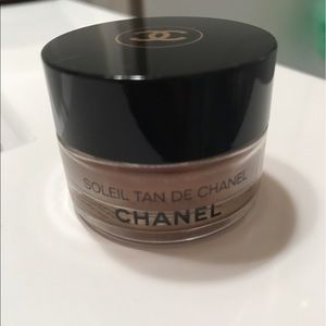 Chanel Soleil Tan De Chanel Bronzing Makeup Base