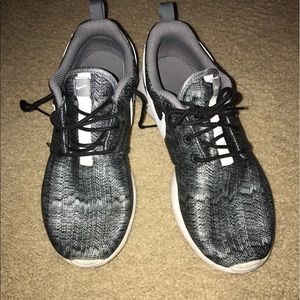 Nike Roshes