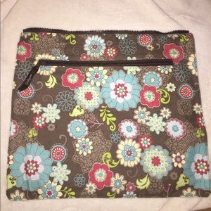 thirty one pouch!!