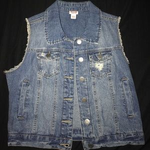 Cute Mossimo Jean Vest No-sleeves