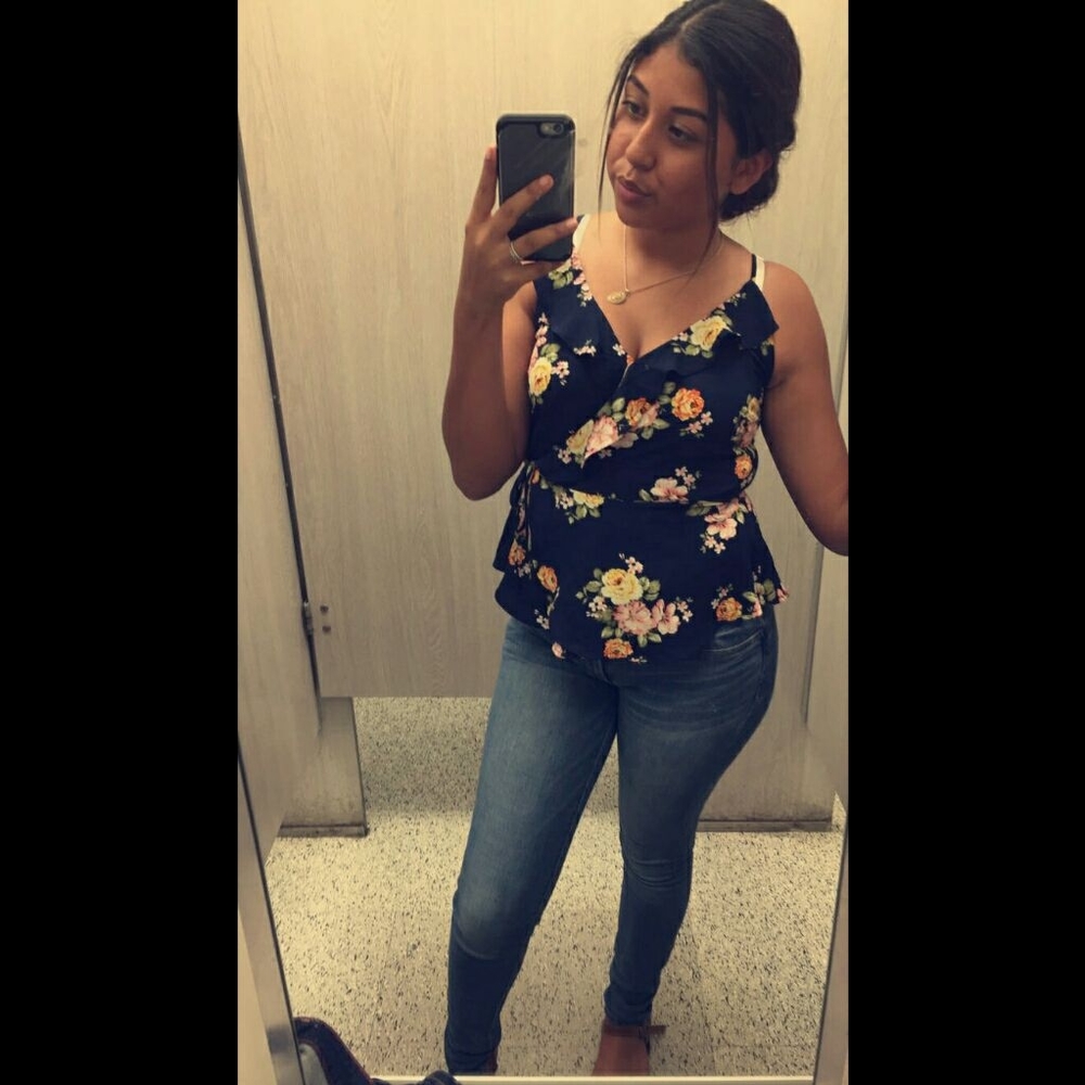 Meet your Posher, Jessica