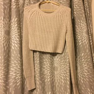 Knit long sleeve crop top