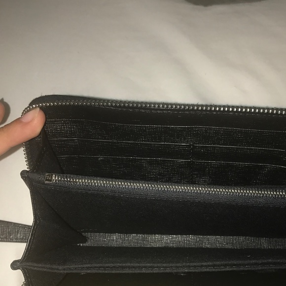 Fendi Wallet - Picture 3 of 4