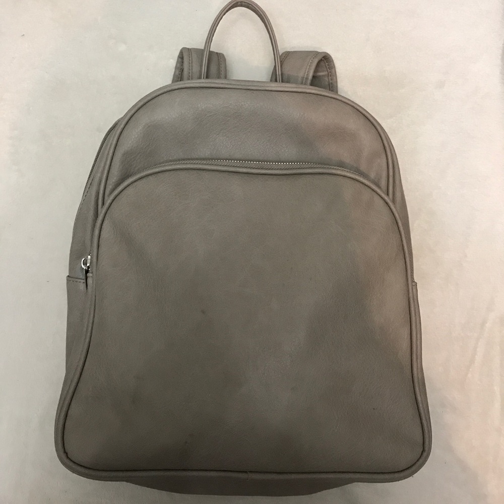 Tan leather backpack 🎒