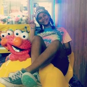 Meet your Posher, Ebonie