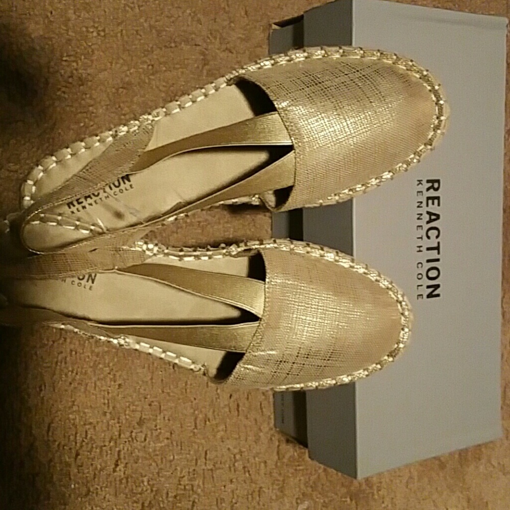 Brand New Kenneth Cole Espadrilles