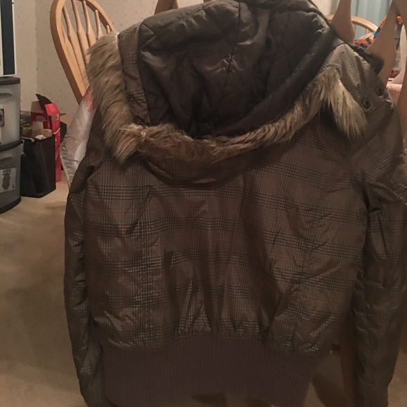 Jacket - Picture 3 of 3