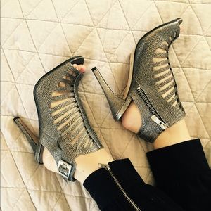 Vince Camuto heels