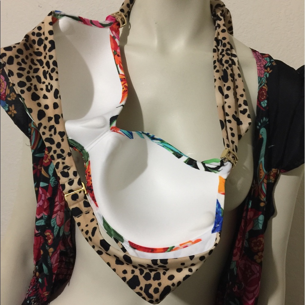 Victoria Secret Swim Top Size 34B - Picture 4 of 6