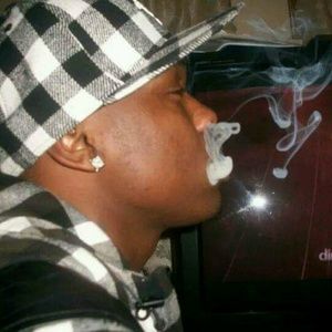 Meet your Posher, Larry