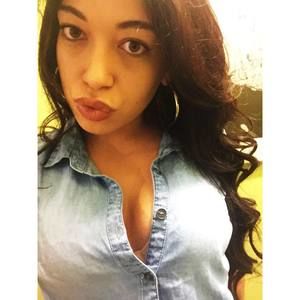 Meet your Posher, Samantha