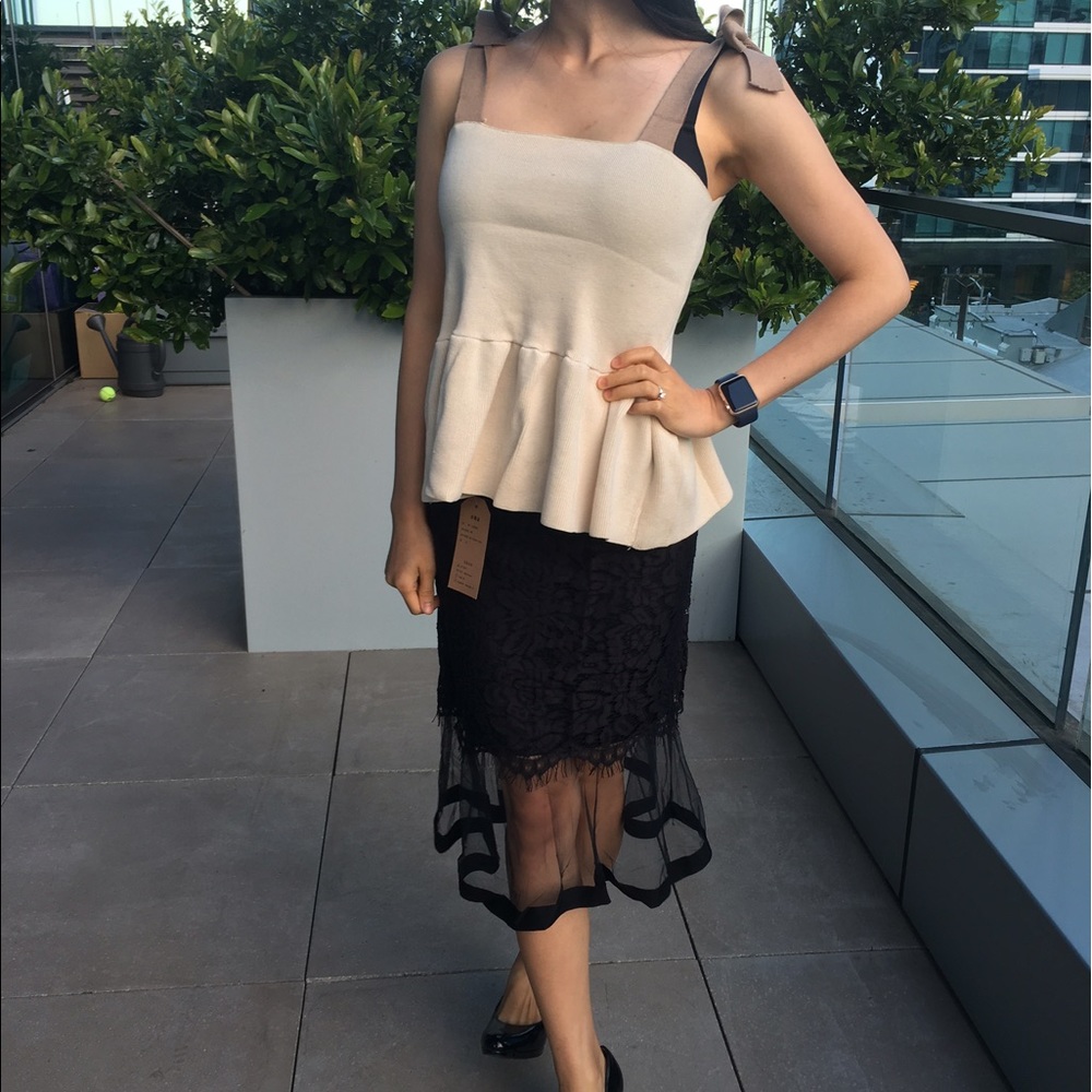 NWT Tie bow top and black lace flared skirt