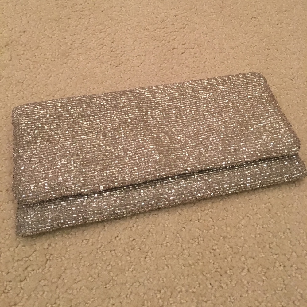 Moyna beaded clutch
