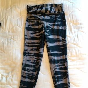 Patterned workout pant from OMgirl.