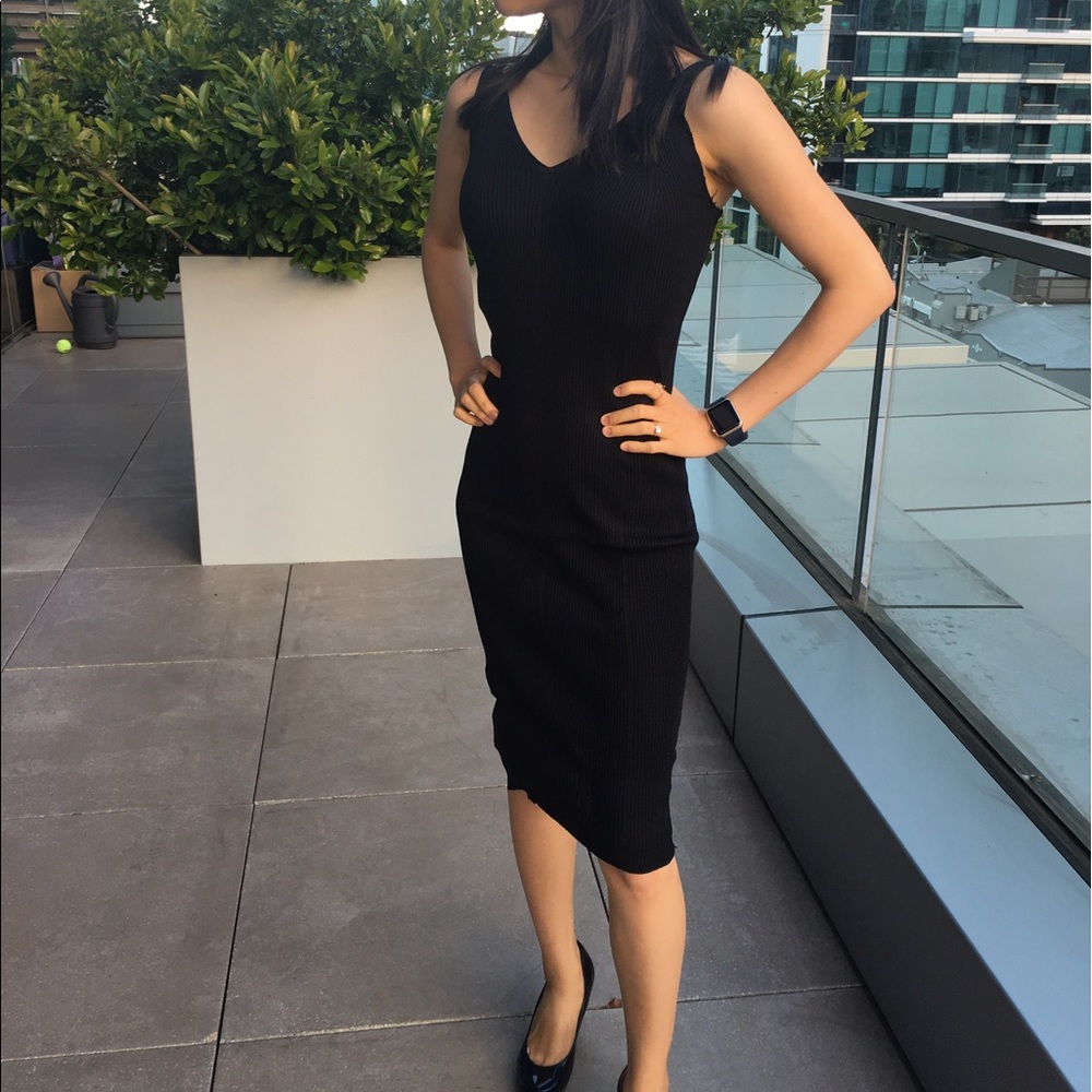 NWT stretchy black dress - Picture 2 of 4