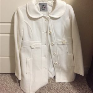Agaci white coat