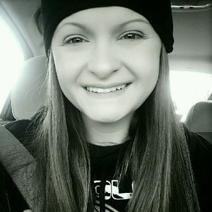 Meet your Posher, Veronica