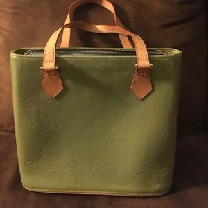 Louis Vuitton Vernis Houston.