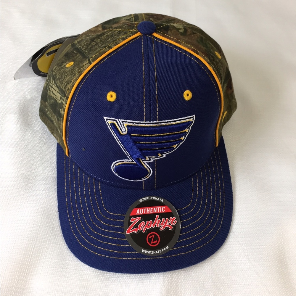 St. Louis Blues adj baseball hat Mossy Oak NWT