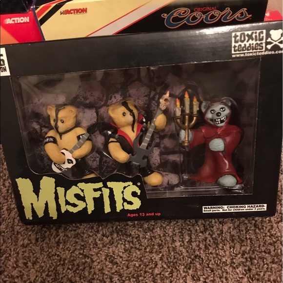 Toxic teddies misfit 666 edition - Picture 1 of 2