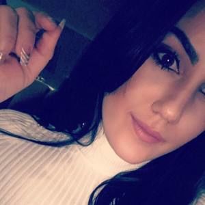 Meet your Posher, Lianet