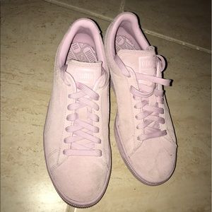 Lilac pumas