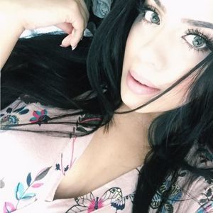 Meet your Posher, Addie