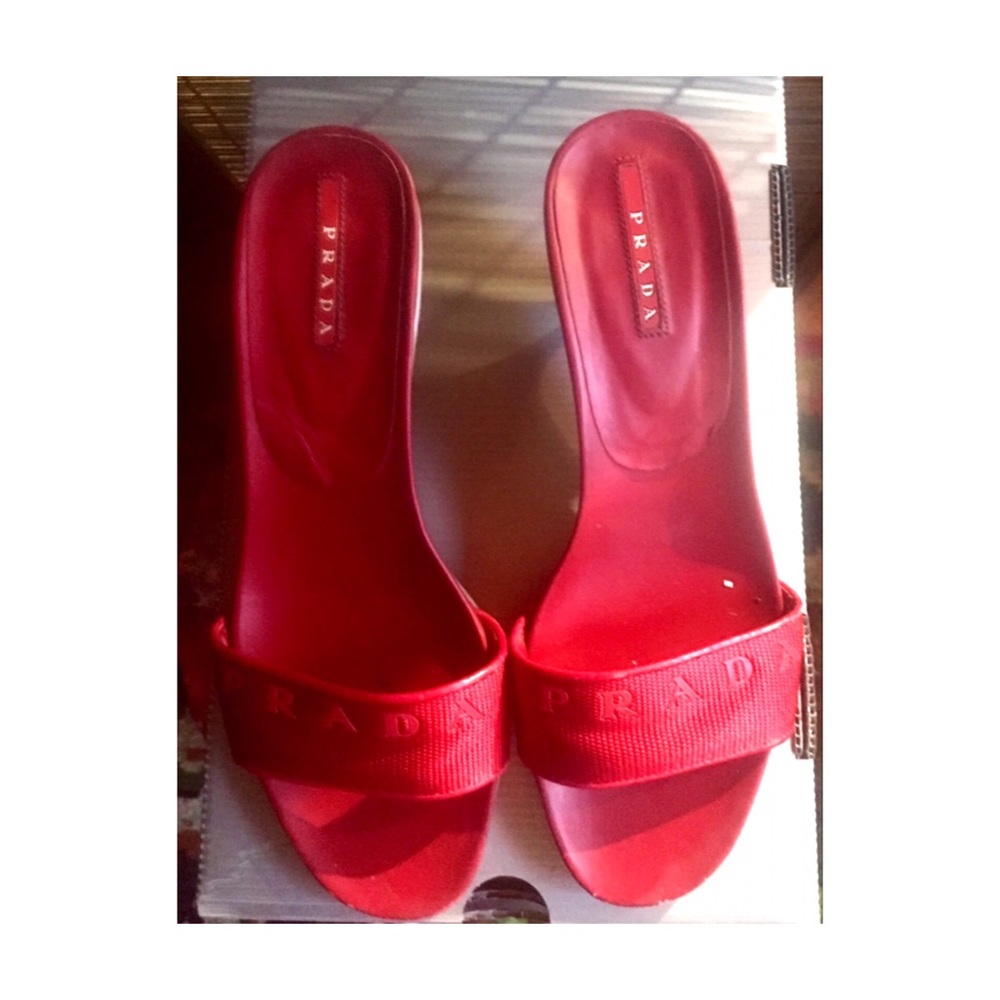 PRADA perfection!