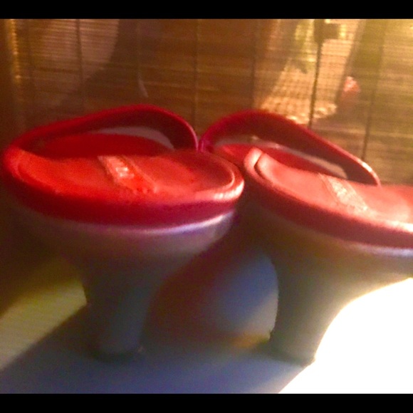 PRADA perfection! - Picture 4 of 4