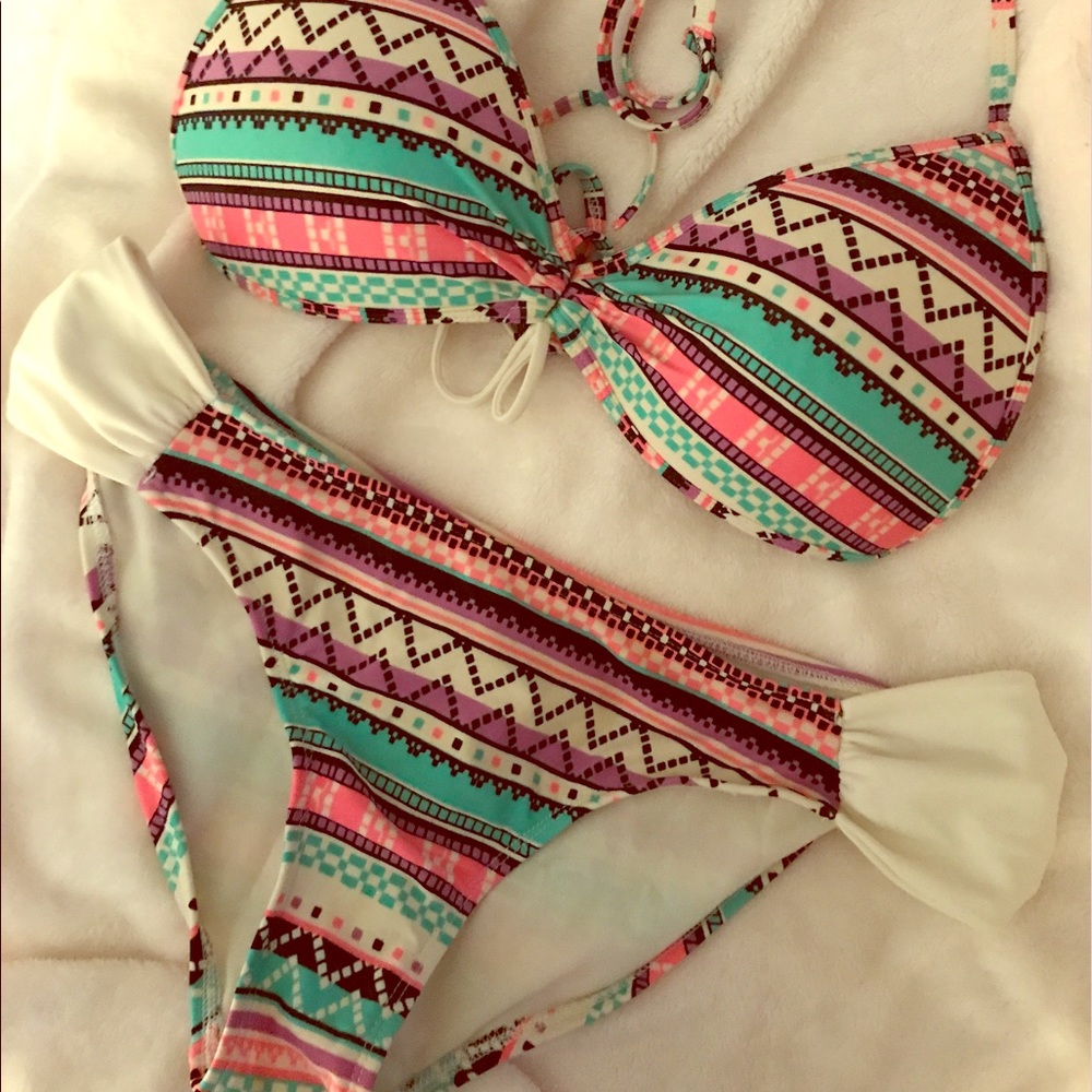 Like New Eidon Bikini 👙