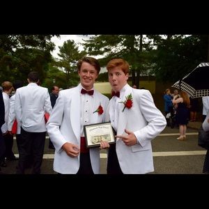 Meet your Posher, Alex