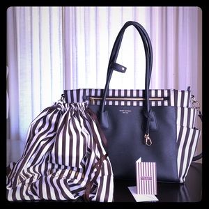 💯% Authentic Henri Bendel Baby bag w/ Dust Bag