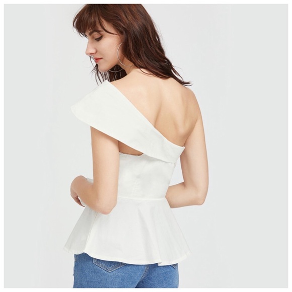 Gorgeous White One Shoulder Top DA48 - Picture 4 of 5