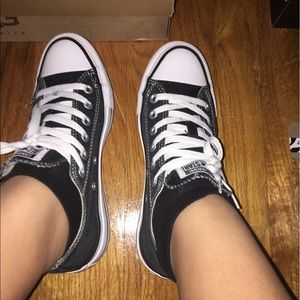 Black converse