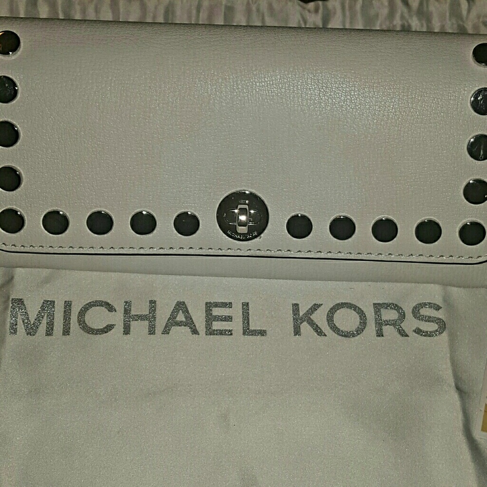 Micheal kors studded wallet