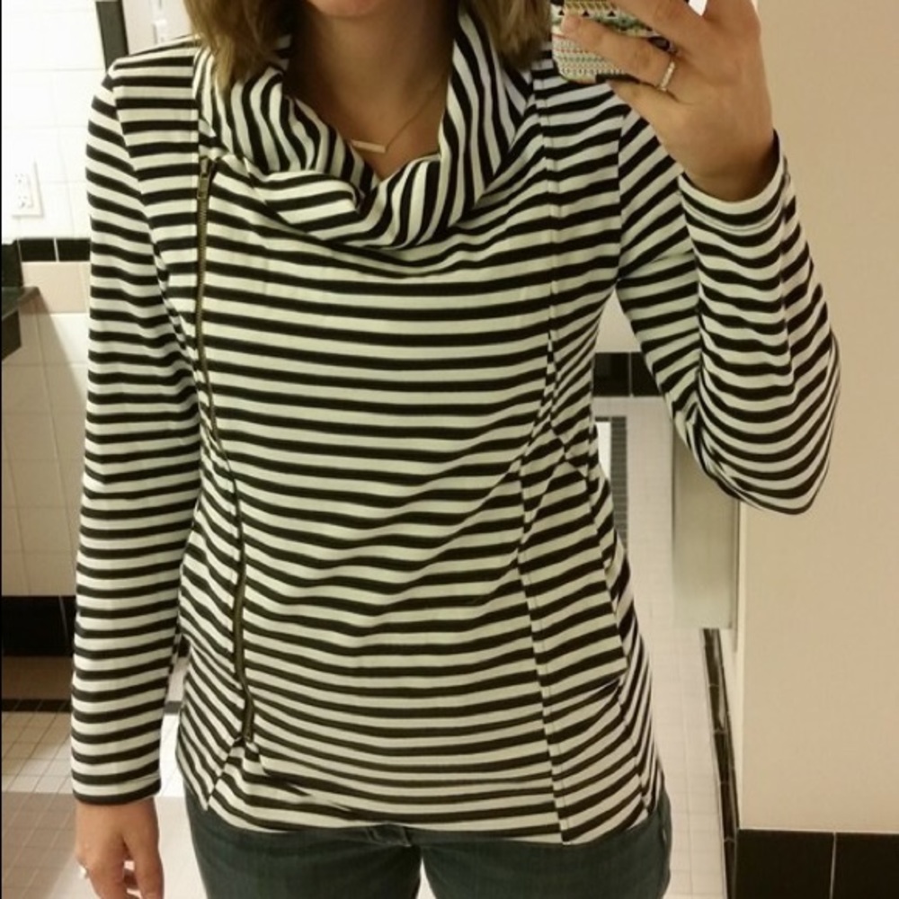 Black and white asymmetrical zip up Blazer