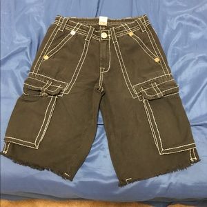 Mens True religion shorts size 28