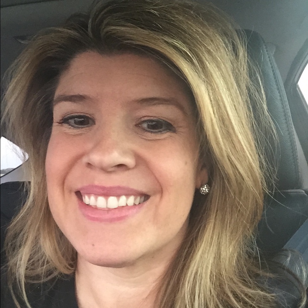 🦄 Welcome to my closet!  Thanks for stopping by!